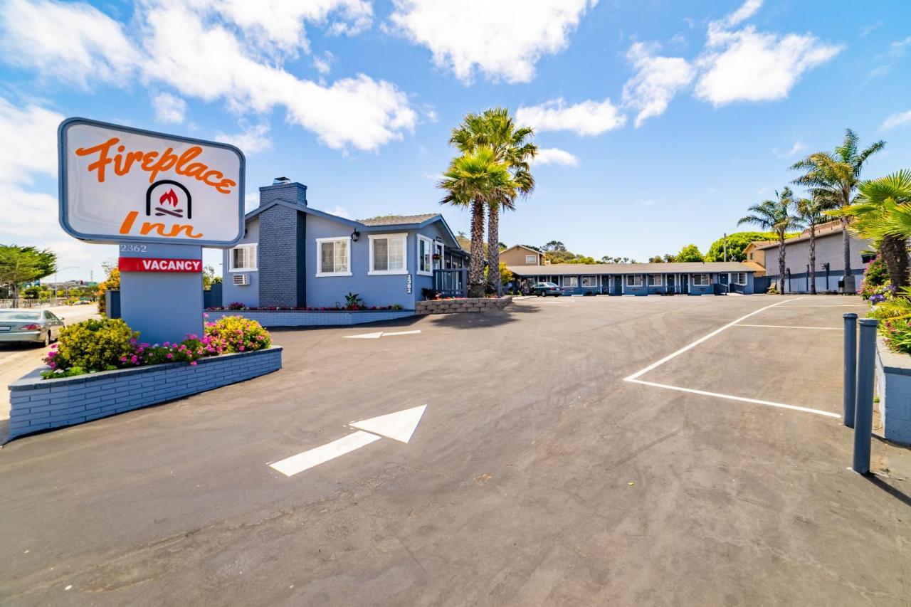 The Monterey Fireplace Inn Exterior foto
