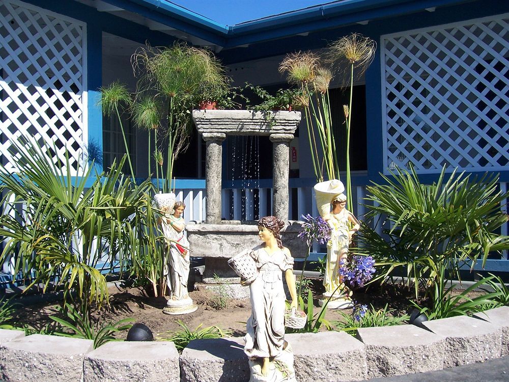 The Monterey Fireplace Inn Exterior foto